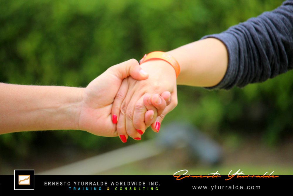 Lideresas: Taller de Liderazgo Transformacional para el Desarrollo de Habilidades Directivas LATAM